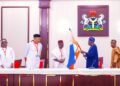 EDO 2024 | President Tinubu Presents APC Flag to Senator Okpebholo | METROWATCH