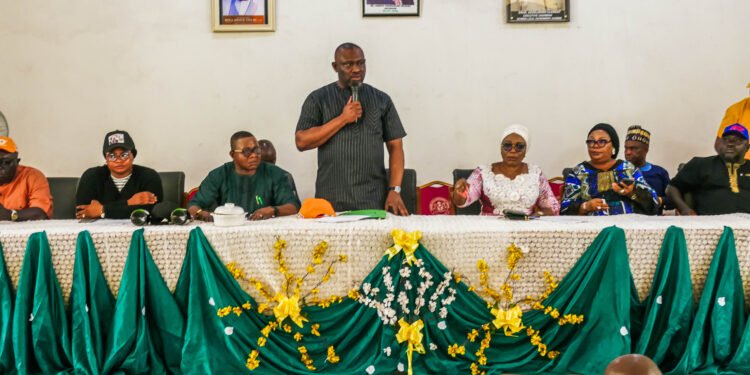 L-R; Chief of Staff to Edo State Governor, Dr. Osaigbovo Iyoha (4th from left); Chairman, Igueben Local Government Area, Engr Clement Asuelimen (3rd from left); Special Adviser to Edo State Governor, Edo Central Senatorial District, Dr. Philomena Ihenyen (3rd from right), with other leaders of the Edo State Chapter of the Peoples Democratic Party (PDP), during a meeting to sensitize members of the PDP on the upcoming collection of Permanent Voters Cards (PVCs) and take advantage of the Continuous Voters Registration (CVR), in Igueben.
