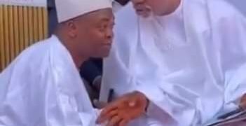 Fayose’s ex-Aide Slams Ogun Gov for Allowing Monarch to Squat before Him | METROWATCH
