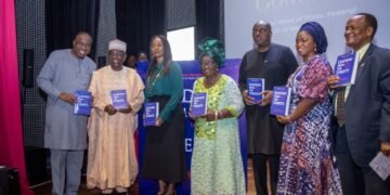 Nigerian Leaders Stand Tall for Launch of Magnus Onyibe’s New Book ‘Leading from The Streets’ | METROWATCH