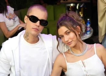 Justin Bieber Expecting First Child with Wife, Hailey | METROWATCH