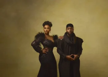 Singer Davido Shares Pre-wedding Photos | METROWATCH