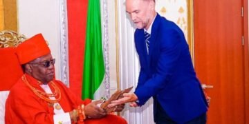 Shaibu Congratulates Oba of Benin Over Return of Royal Artefacts | METROWATCH