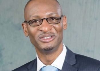 Oando Exited OVH 3 Years before NNPC Retail Buy Out, OPINION By Femi Awoyemi | METROWATCH