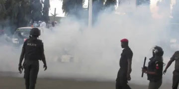 Independence Day: Police Fire Teargas at Protesters in Abuja [VIDEO]