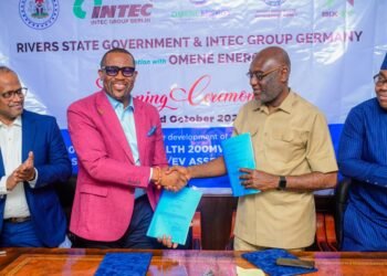 Rivers Govt Signs MoA with SIX-EV for Electric 3-Wheels, Buses to Boost Eco-Friendly Public Transportation