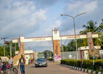 JUST IN: Fire Razes Property Worth Millions Of Naira in LAUTECH Teaching Hospital