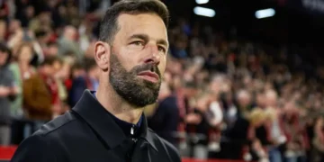 EPL: Van Nistelrooy Identifies Man Utd Player that’ll be Great