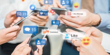 Australia Govt to Set Age Limit for Social Media Access; Elon Musk Reacts