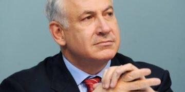 Israel Agrees to Ceasefire, End Fight with Hezbollah