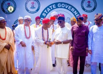 Gov Okpebholo Pledges Collaboration with Traditional Rulers to Ensure Peace in Edo State 