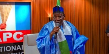 Ganduje Reveals APC’s N8.9 Billion Debt Burden at NEC Meeting