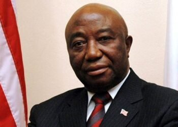 Liberian President Suspends 450 Officials over Assets Declaration