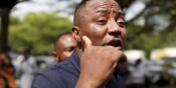 Why Are You Shouting At Me, Do I Look Like Yahaya Bello, Sowore Challenges Security Agents In Court (Video)