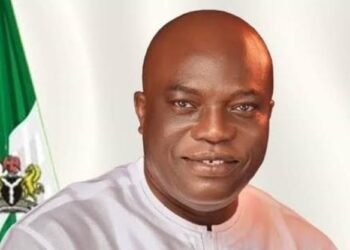 Senate Ethics Chairman Gets Stripped of  Bar Licence over Fraud