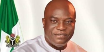 Senate Ethics Chairman Gets Stripped of  Bar Licence over Fraud