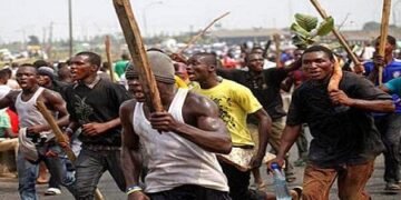 SS3 Student, Others Storm Suleja Community in Violent Attack over Girlfriend
