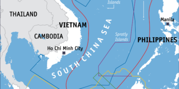 Chinese Urges UK Not to Provoke Tensions in South China Sea