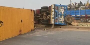 Many Injured in Lagos-Ibadan Expressway Multiple Auto Crashes (Video)