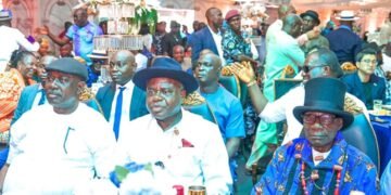 Gov Diri, Lokpobiri, Others Pay Tribute to Bayelsa Monarch at 90