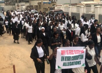 NNPCL: Massive Protest Hits Federal Ministry of Finance as Lawyers Demand Mele Kyari Probe