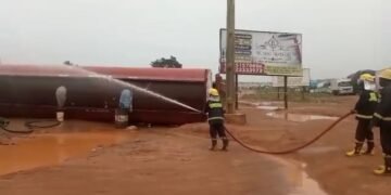 Again, Petroleum Tanker Falls in Oyo