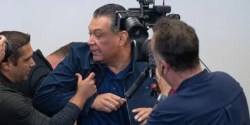 US: Senator Padilla Disgraced, Bundled Out of Trump’s Security Chief’s News Conference