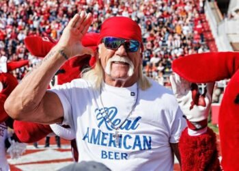 Wrestling Legend, Hulk Hogan is Dead