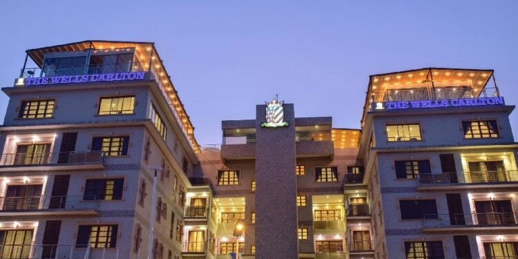 *The Wells Carlton Hotel