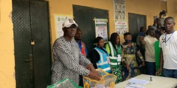 Lagos LG Poll: Governor Sanwo-Olu, Wife Vote at Polling Unit
