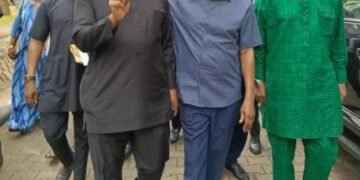David Mark, Peter Obi Meet at Burial Of Judge Who Quashed Obi’s Impeachment