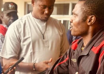 Court Grants Bail to Police Officer Who Called for Strike on WhatsApp Group Chat