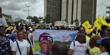 How Ibok-Ete Ibas Exited Rivers Govt House After Performing Last Assignment As Sole Administrator