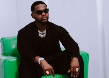 Court Allegedly Orders Kizz Daniel’s Personal And Business Accounts to be Frozen