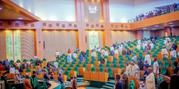 Nigerian Lawmakers Approve Tinubu’s Request to Borrow $2.35bn