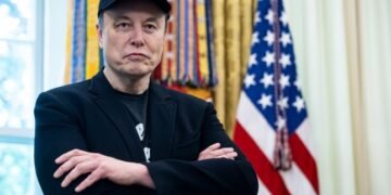 Elon Musk Becomes First Person to Become Half a Trillionaire