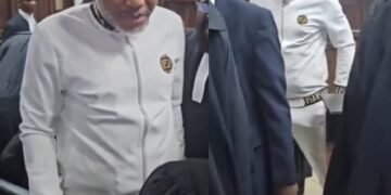 Photo of IPOB Leader, Nnamdi Kanu, in Court this Morning