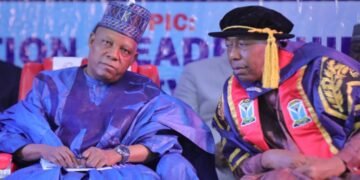 Zulum Announces Scholarship for 220 UNIMAID Lecturers for Doctoral Degrees