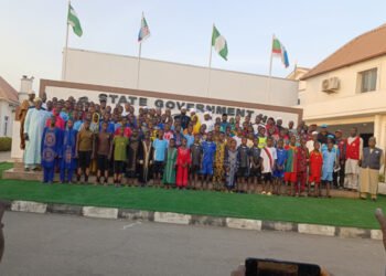 NSA Hands Over 100 Rescued St Mary’s Catholic School Pupils to Niger Govt