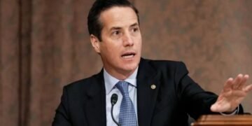 Nigerians to Be Affected as US Senator Proposes Bill to Ban Dual Citizenship