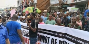 JUST IN: Protest Breaks Out in Lagos Over Makoko Demolition 
