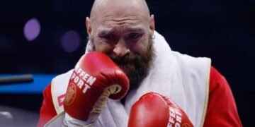 Tyson Fury Announces Return to Boxing 12 Months After 5th Retirement