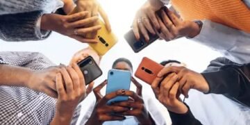 REPORT | Social Media Makes People Unhappy