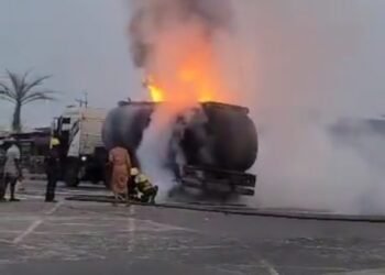 Massive Gridlock as Tanker Catches Fire in Lagos (Video)