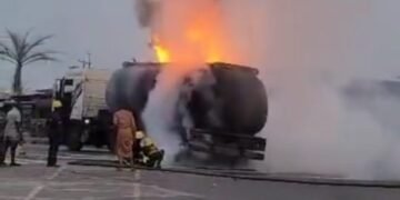 Massive Gridlock as Tanker Catches Fire in Lagos (Video)