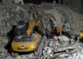 Venezuela Earthquakes Kill Nearly 1,000, Thousands Missing