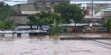 Floods Paralyse Ghana Capital, Kill 3