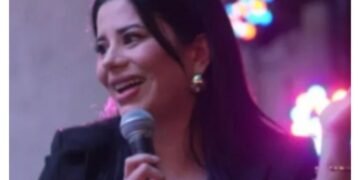 Former Adult Entertainer Sworn in as Senator in Colombia