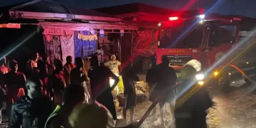 Fire Destroys 17 Shops in Lagos Market