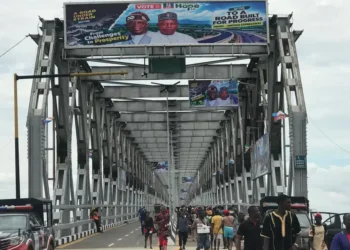 Umahi Reopens First Niger Bridge Adorned with Tinubu’s Pictures